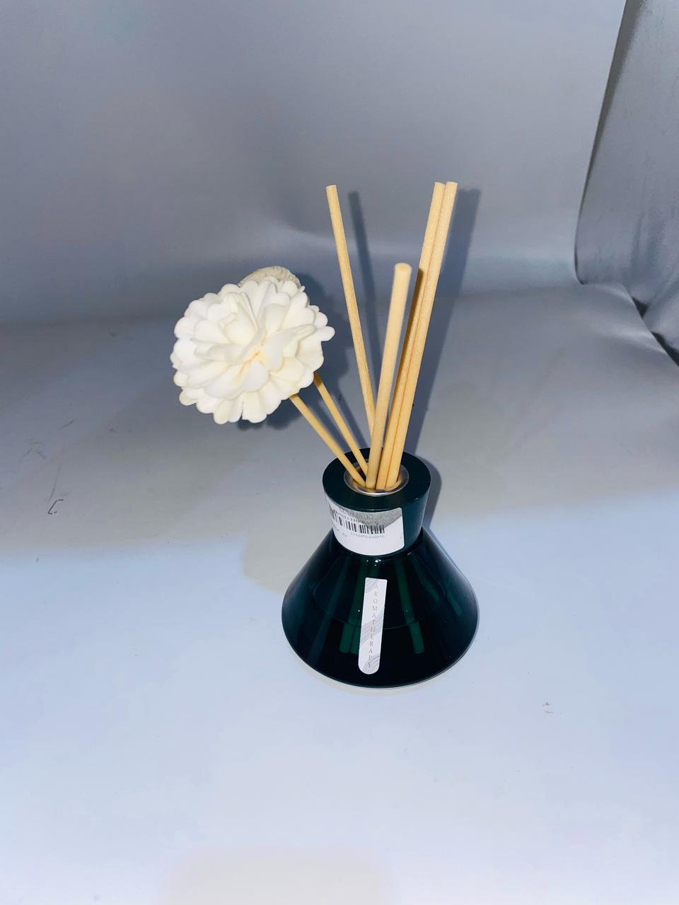 معطر منزلي برائحة فاخرة