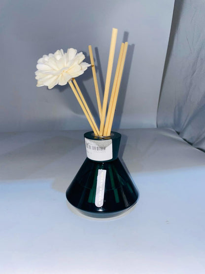 معطر منزلي برائحة فاخرة